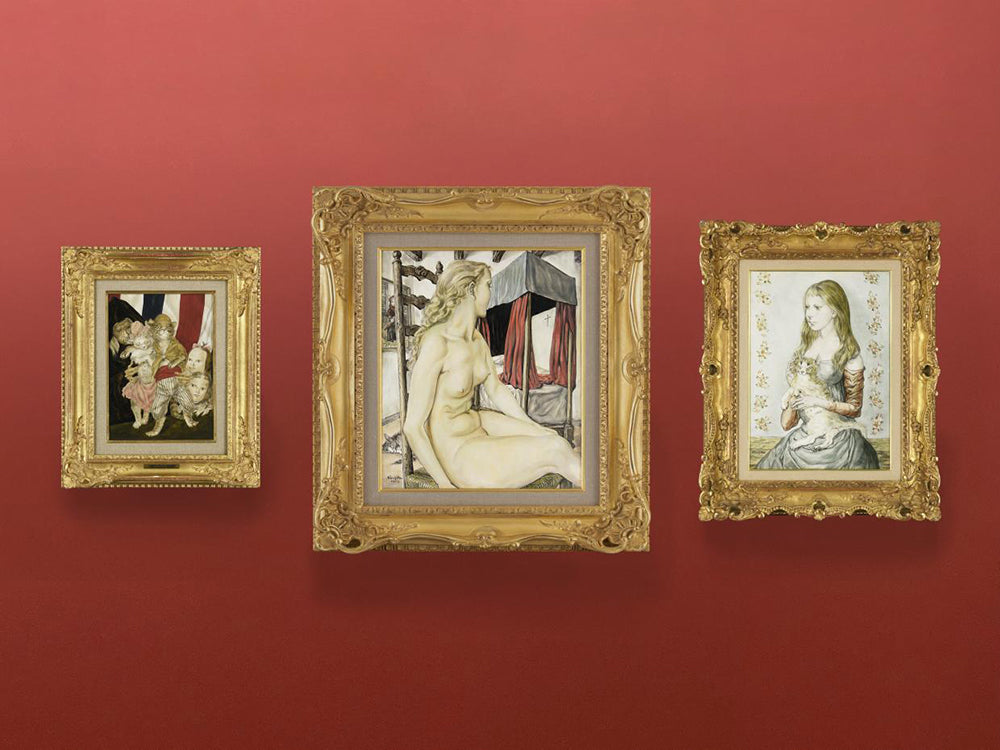 蝶々を見つめる可愛い子猫 ヴィンテージ ステンドグラス お花畑 絵画 美術館 藤田嗣治 猫のいる風景 －かたわらの動物たち－ – 軽井沢安東美術館