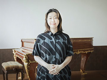 Museum Director Masami Mizuno,